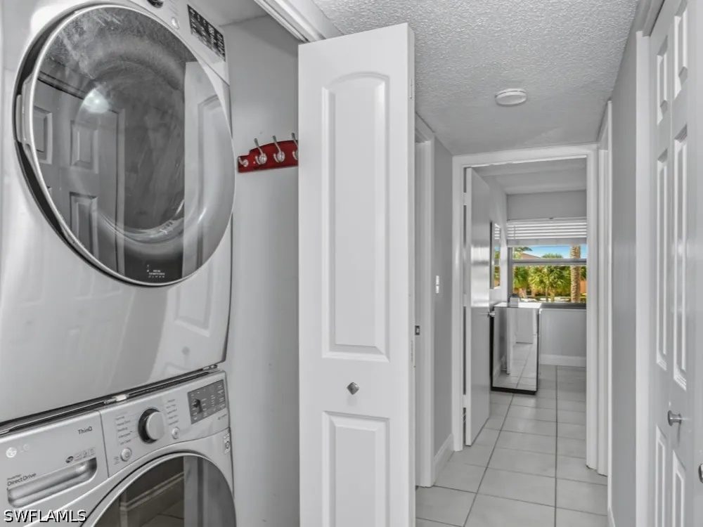 Mainsail Drive #7 Naples, FL 34114