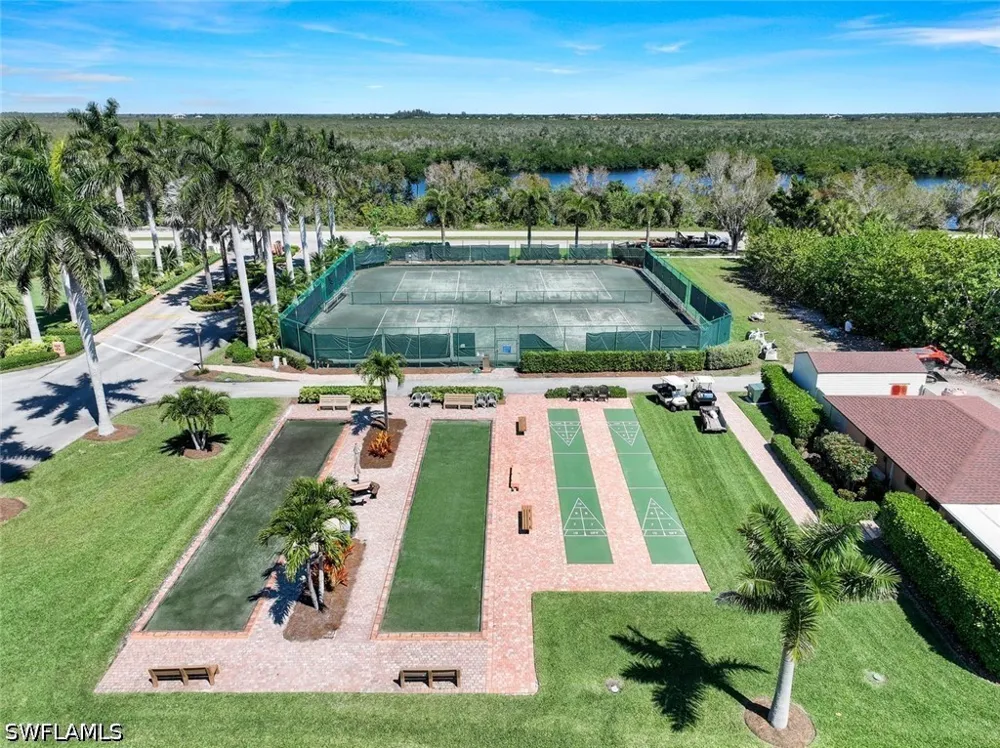Mainsail Drive #7 Naples, FL 34114