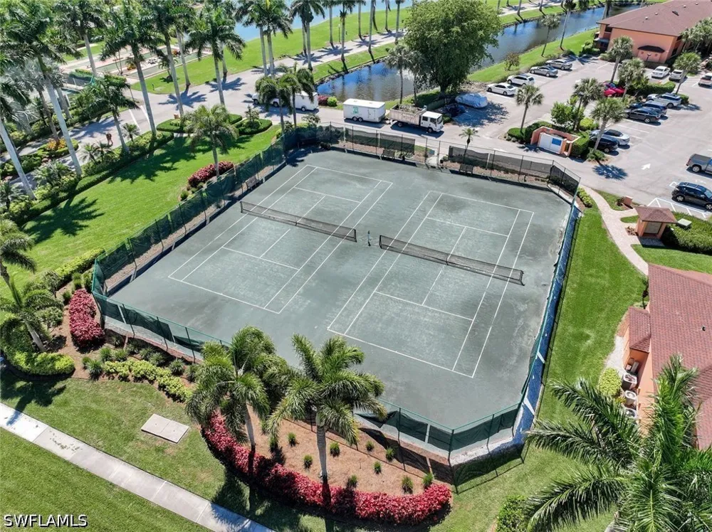 Mainsail Drive #7 Naples, FL 34114