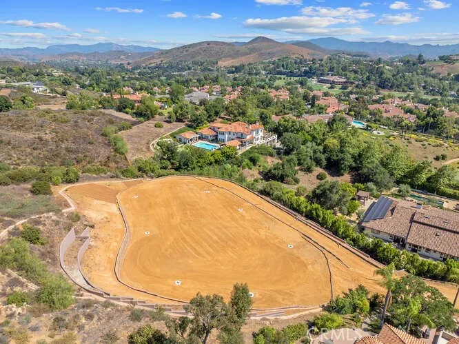 4774 Golf Course Drive Westlake Village, CA 91362
