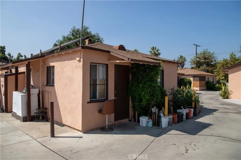 2730 Penn Mar El Monte, CA 91732