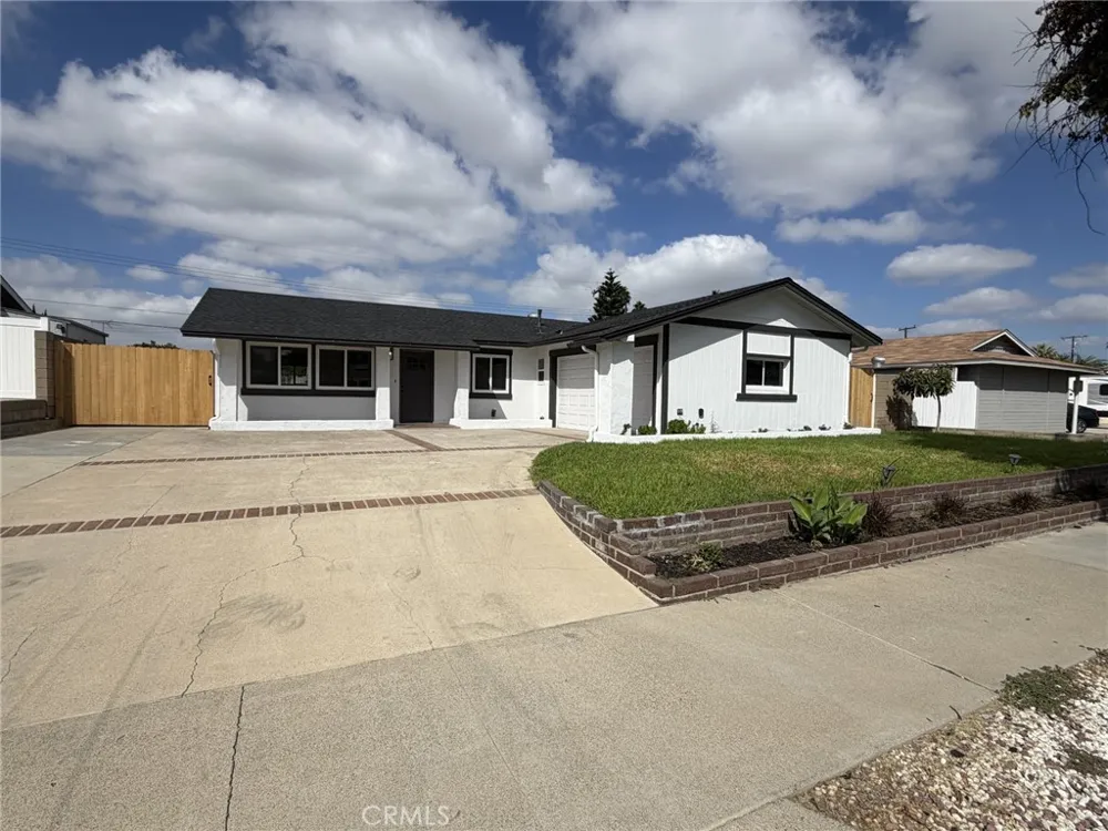 4138 Santa Lucia Orange, CA 92865