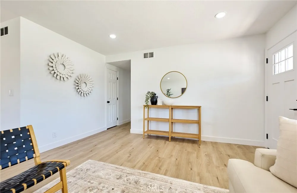 4138 Santa Lucia Orange, CA 92865