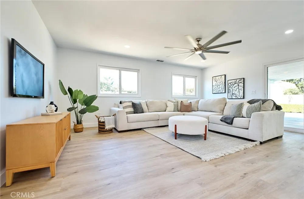 4138 Santa Lucia Orange, CA 92865