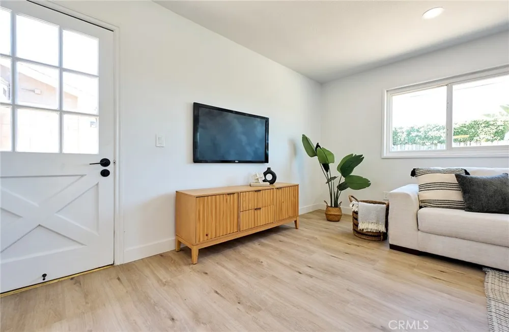4138 Santa Lucia Orange, CA 92865