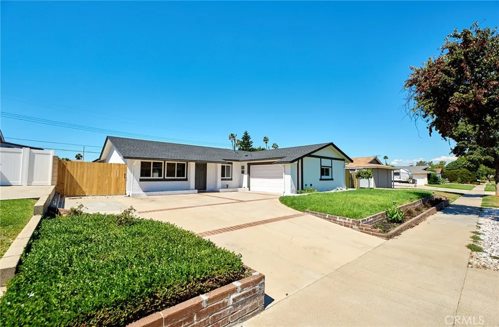 4138 Santa Lucia Orange, CA 92865