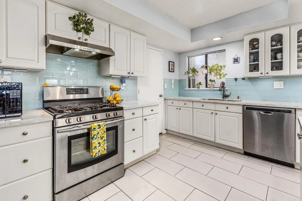 3037 Highlands Blvd Spring Valley, CA 91977