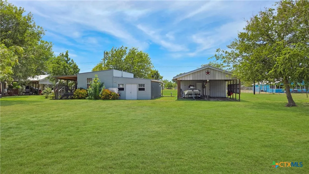 306 Main Street Austwell, TX 77950