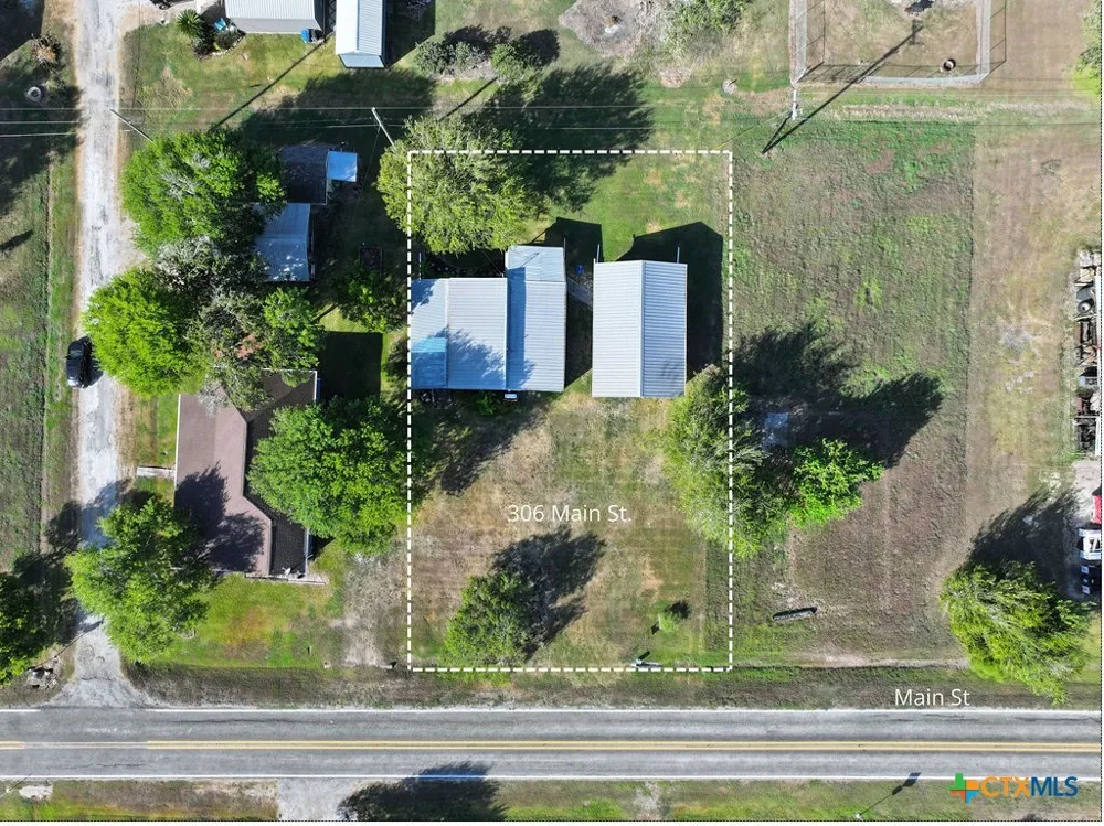 306 Main Street Austwell, TX 77950