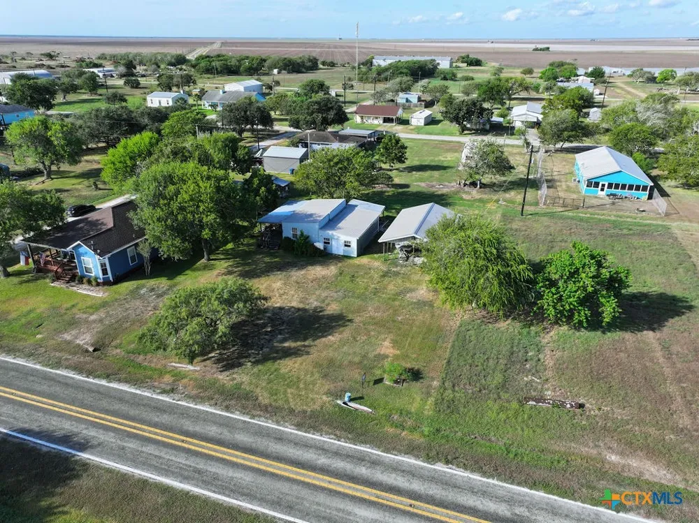 306 Main Street Austwell, TX 77950