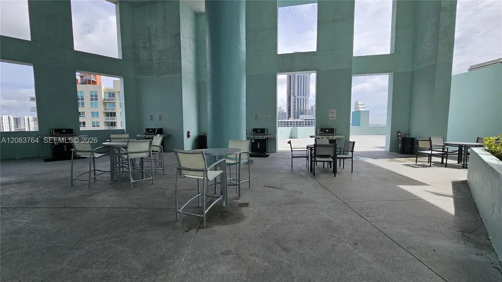 1900 Bayshore Dr #1617 Miami, FL 33132