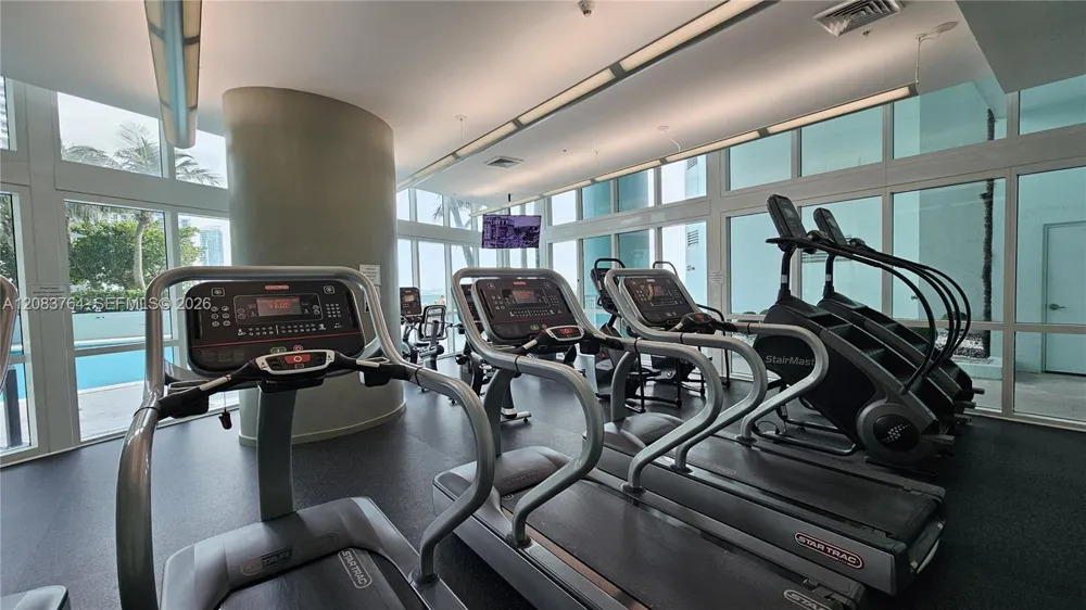 1900 Bayshore Dr #1617 Miami, FL 33132
