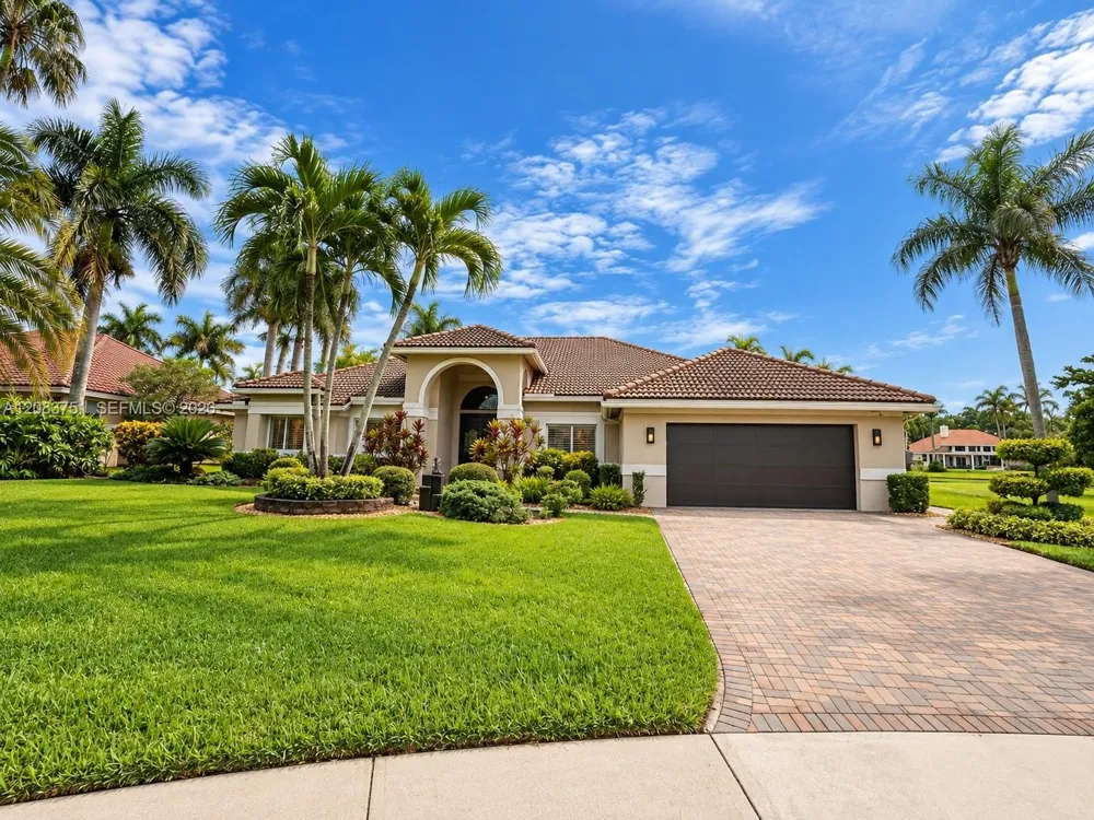 1165 Manor Ct Weston, FL 33326