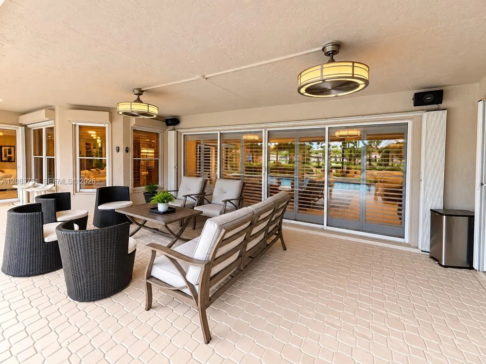 1165 Manor Ct Weston, FL 33326