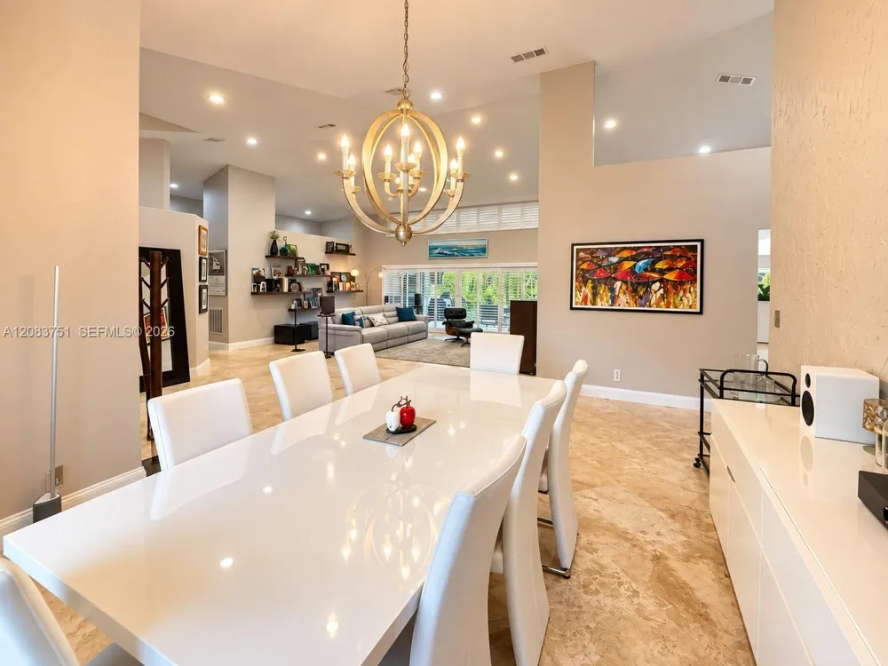 1165 Manor Ct Weston, FL 33326