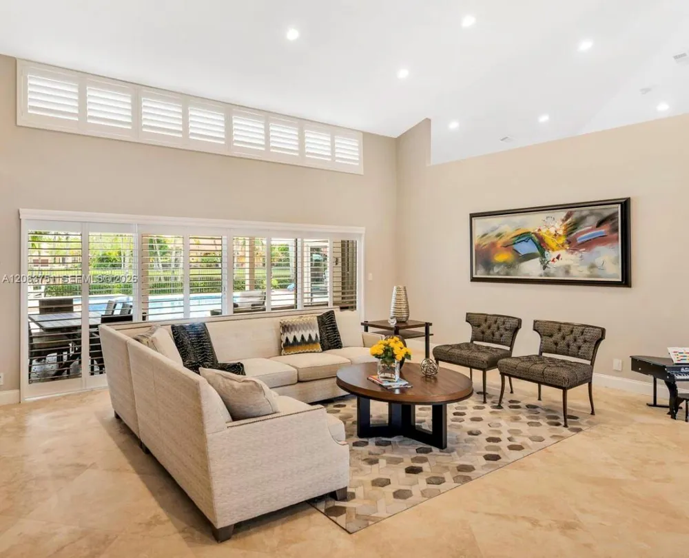 1165 Manor Ct Weston, FL 33326