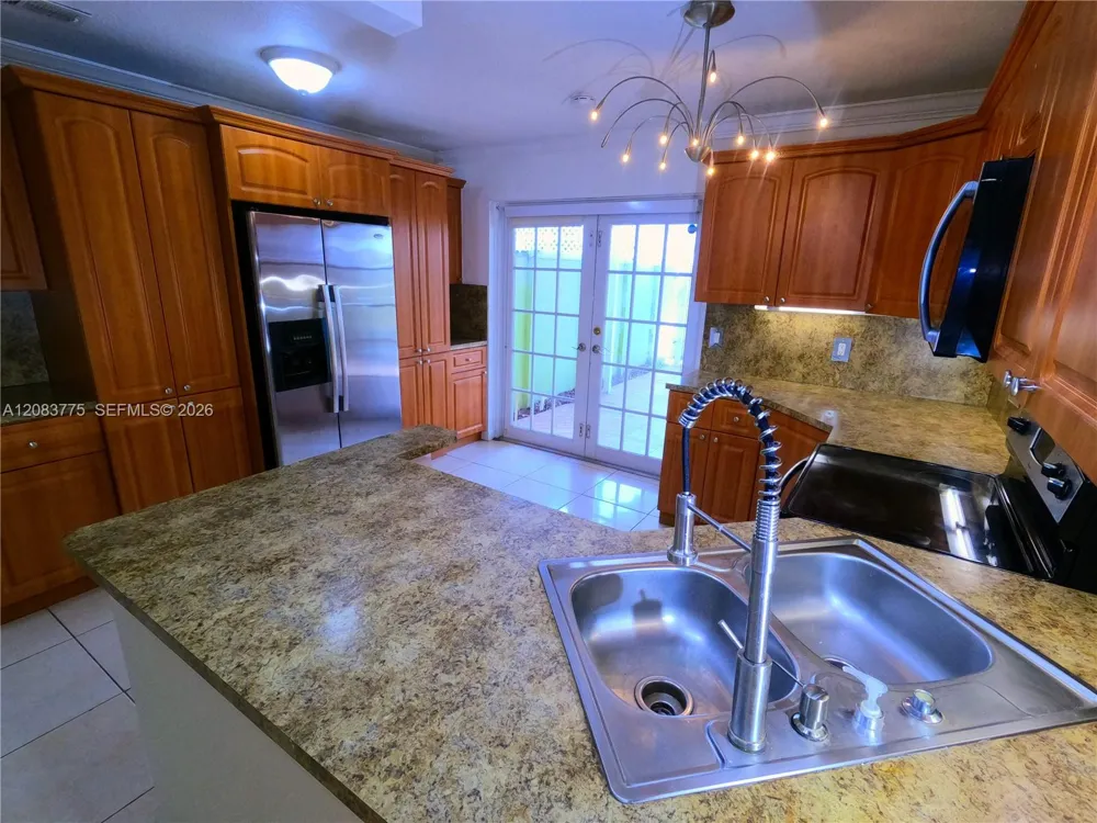 1790 W 58th St #6 Hialeah, FL 33012