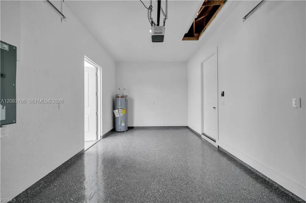 711 Roma Ave Lehigh Acres, FL 33974