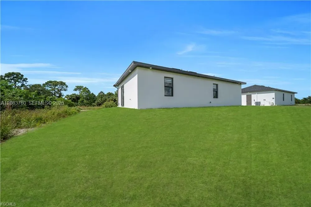 711 Roma Ave Lehigh Acres, FL 33974