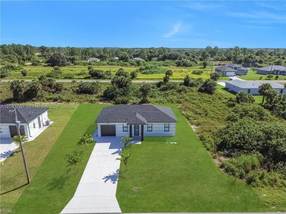 711 Roma Ave Lehigh Acres, FL 33974