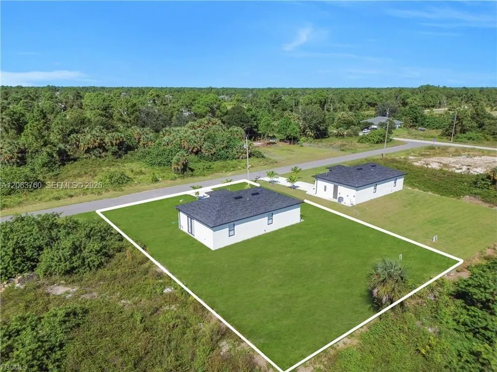 711 Roma Ave Lehigh Acres, FL 33974