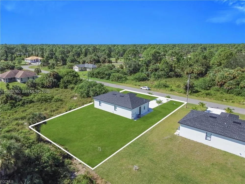 711 Roma Ave Lehigh Acres, FL 33974