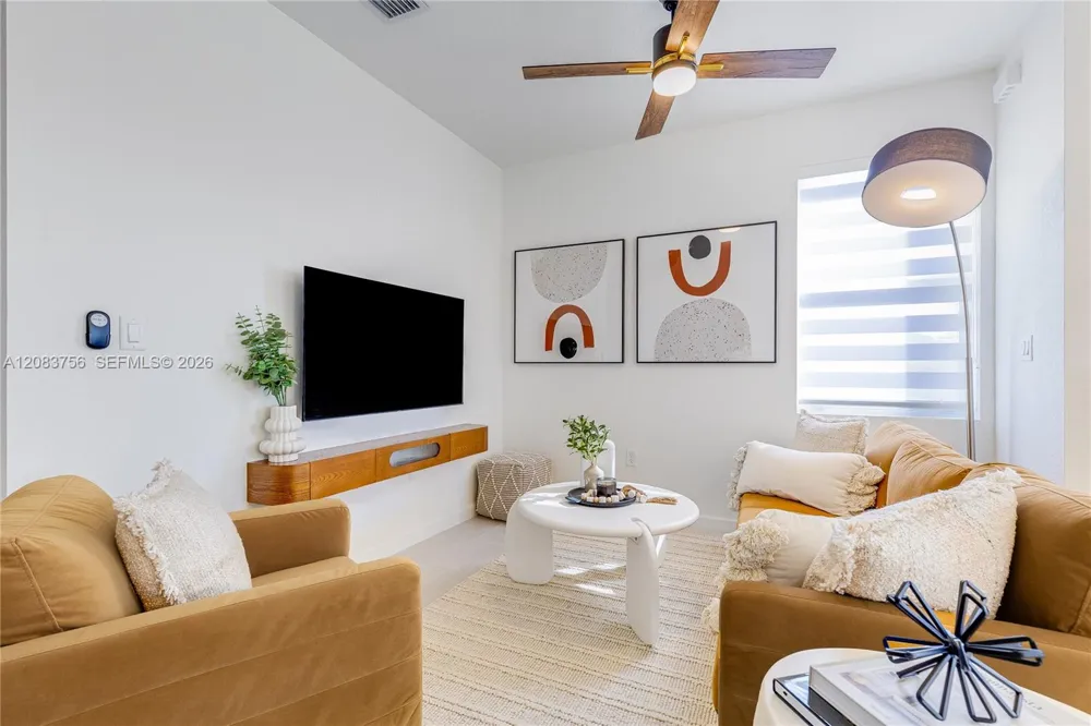 35707 SW 179 CT Miami, FL 33034