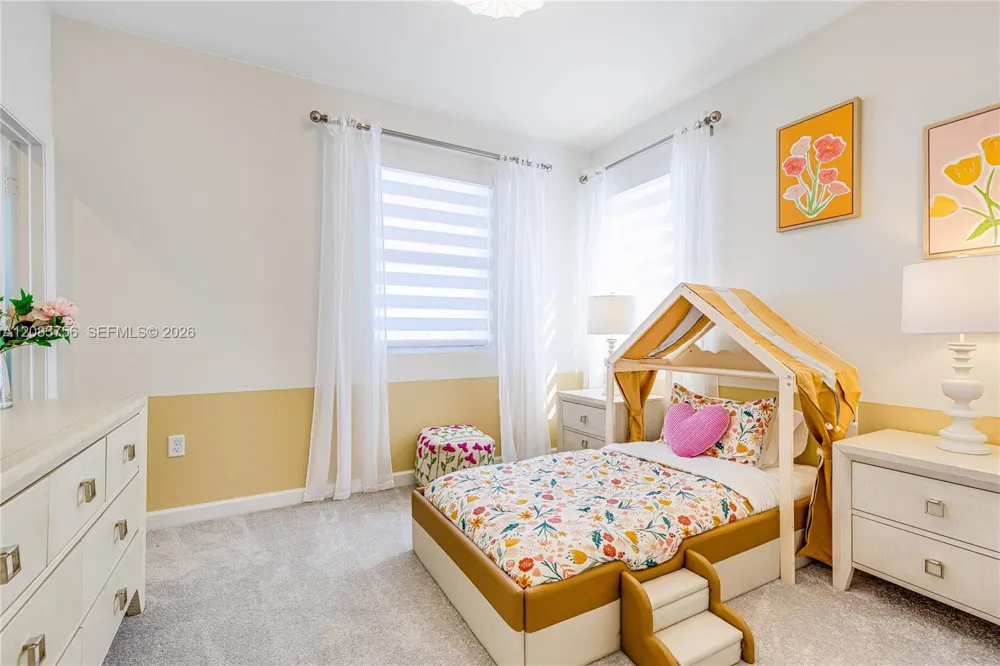 35707 SW 179 CT Miami, FL 33034