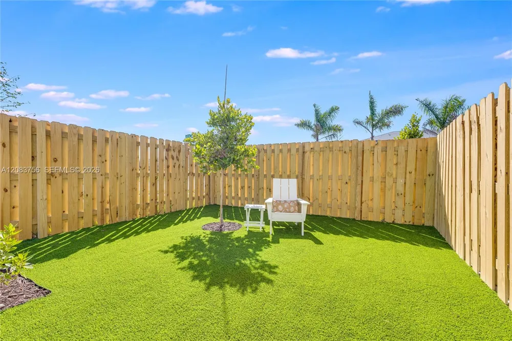 35707 SW 179 CT Miami, FL 33034