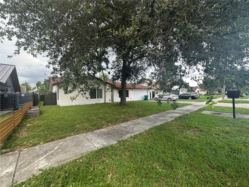 851 NE 205th St #0 Miami, FL 33179