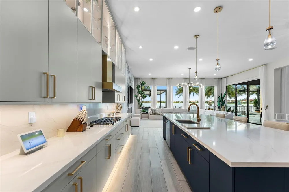 8590 W PARKLAND BAY TRAIL Parkland, FL 33076