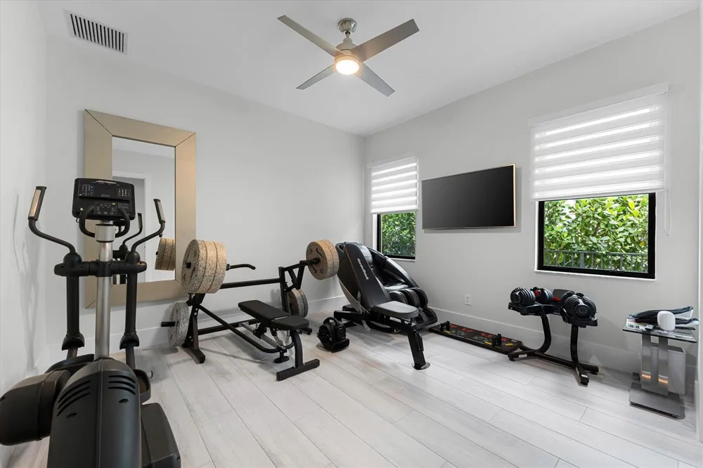 8590 W PARKLAND BAY TRAIL Parkland, FL 33076