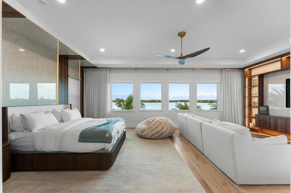8590 W PARKLAND BAY TRAIL Parkland, FL 33076