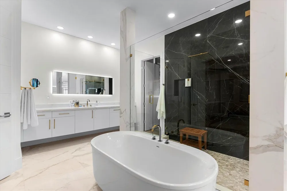 8590 W PARKLAND BAY TRAIL Parkland, FL 33076