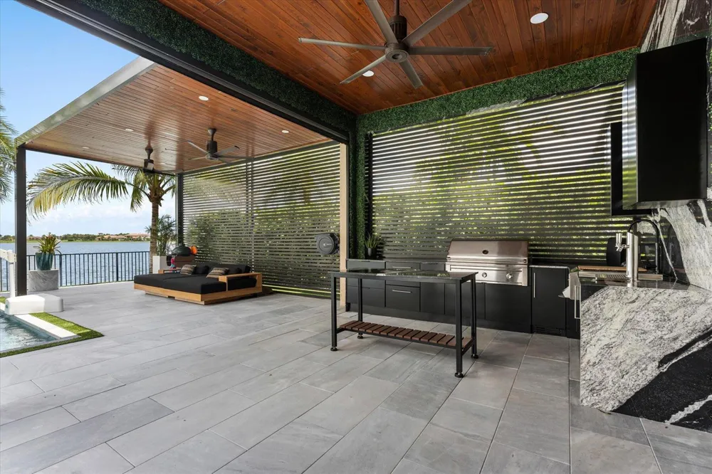 8590 W PARKLAND BAY TRAIL Parkland, FL 33076
