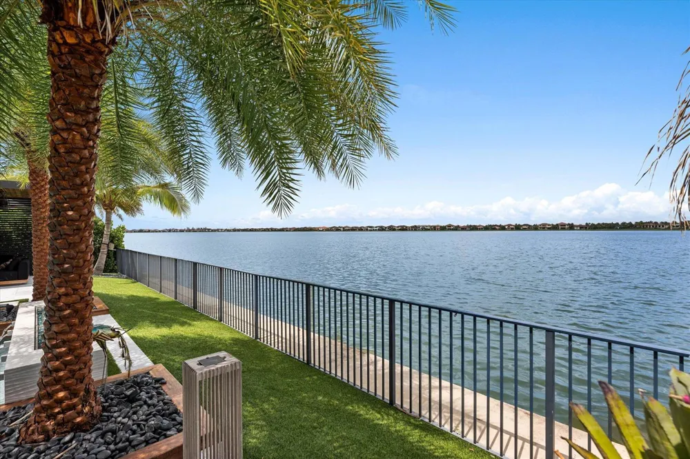 8590 W PARKLAND BAY TRAIL Parkland, FL 33076