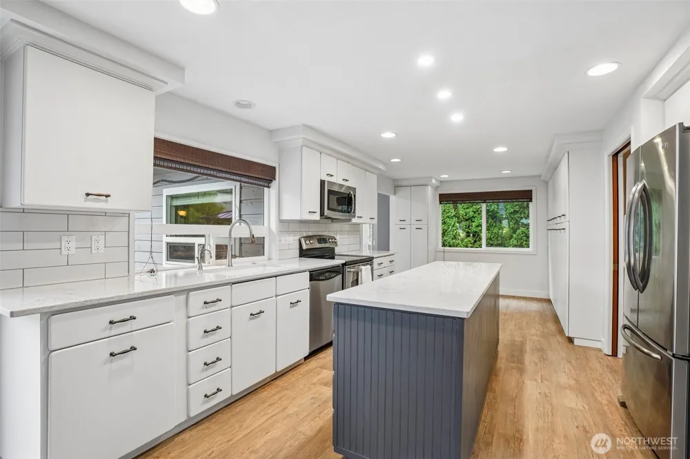 1312 SE NANCY ROAD Vancouver, WA 98664