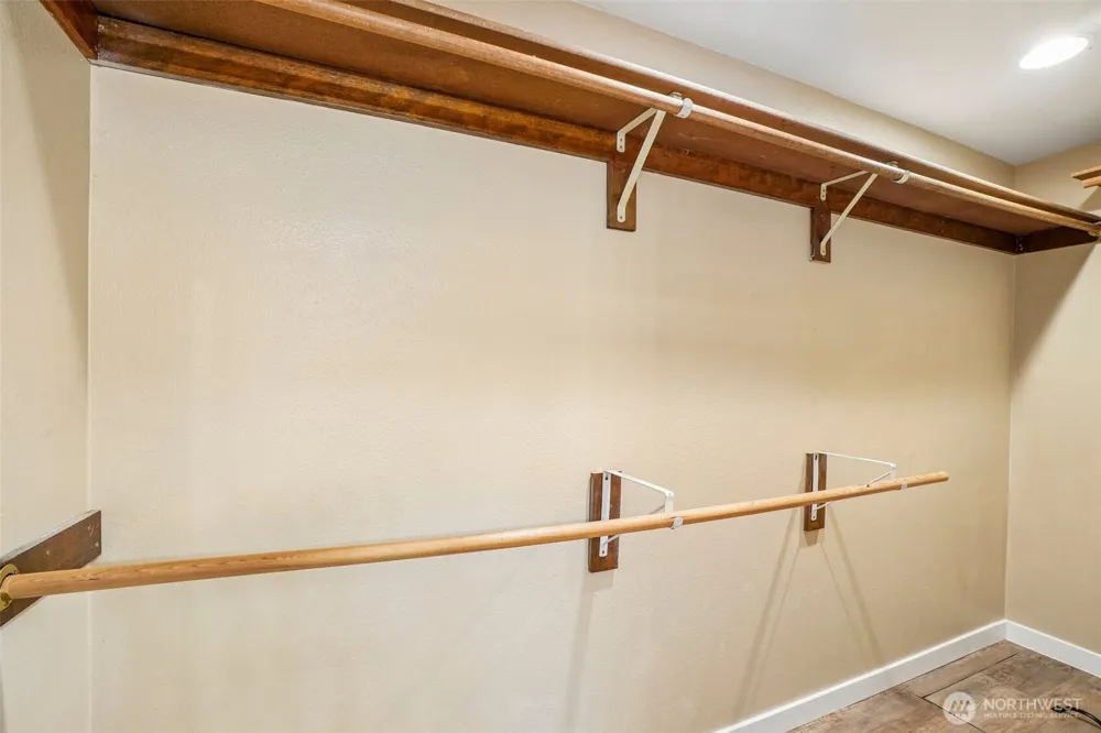 1312 SE NANCY ROAD Vancouver, WA 98664
