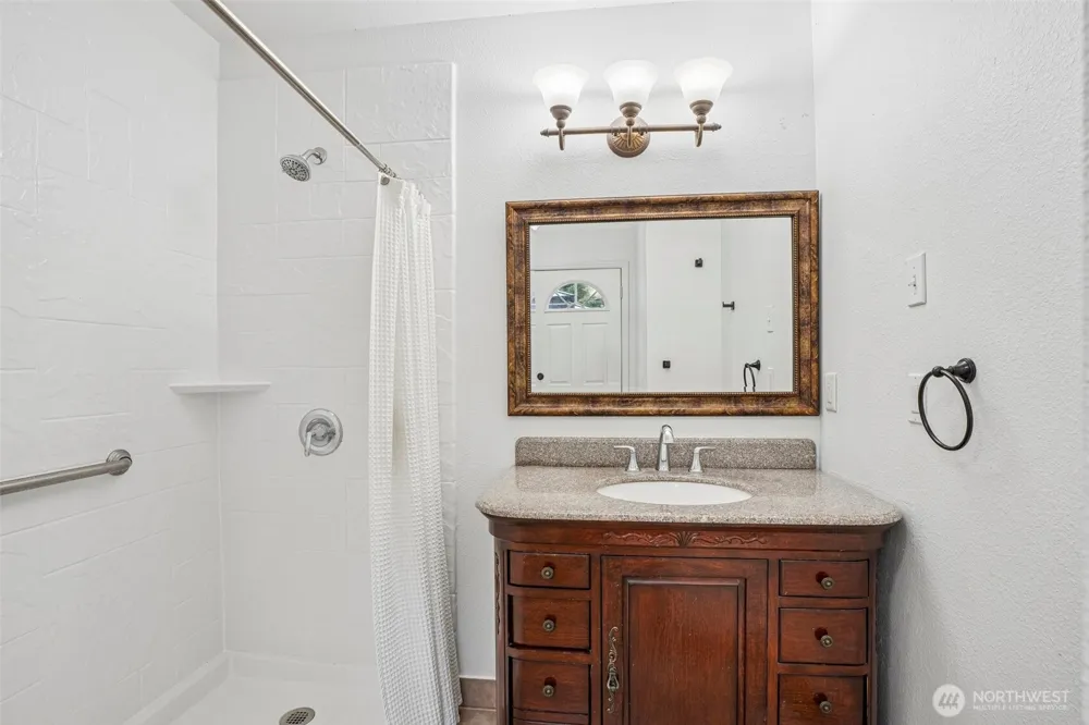 1312 SE NANCY ROAD Vancouver, WA 98664