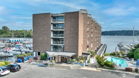 9500 Rainier Avenue S #312