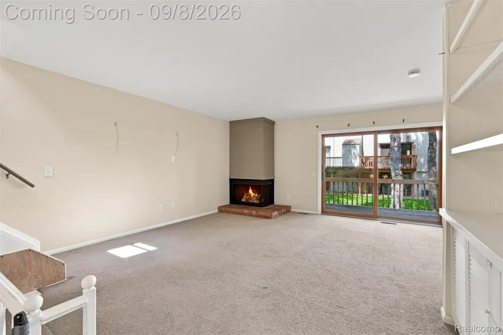 418 Willow Grove Lane Rochester Hills City, MI 48307