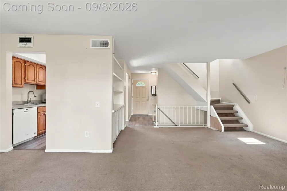 418 Willow Grove Lane Rochester Hills City, MI 48307