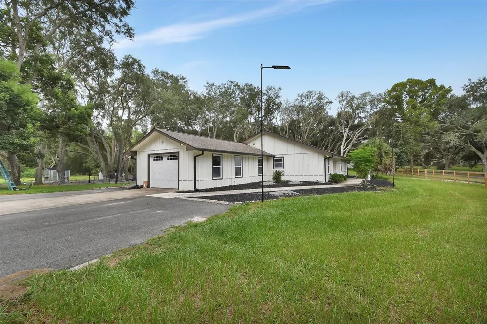 400 FOOTHILL FARMS ROAD Orange City, FL 32763