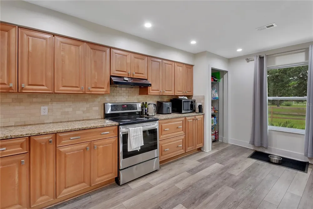 400 FOOTHILL FARMS ROAD Orange City, FL 32763