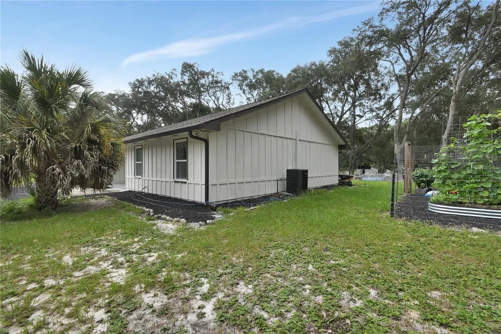 400 FOOTHILL FARMS ROAD Orange City, FL 32763
