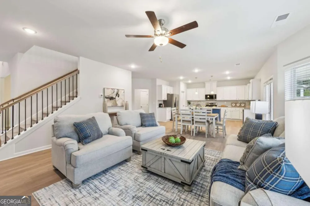 1321 Stephens View DR Loganville, GA 30052