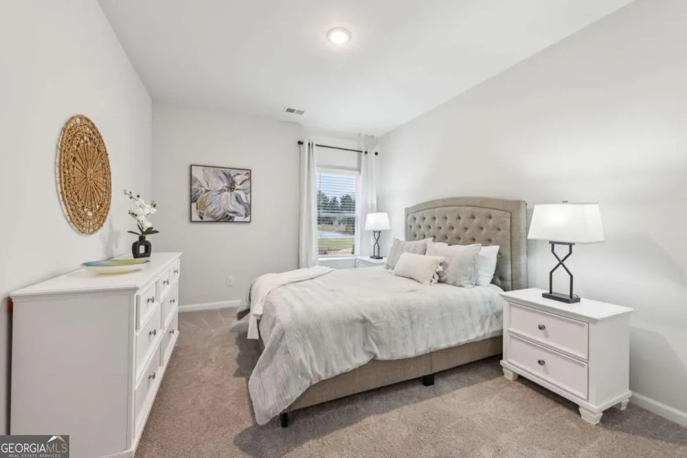 1321 Stephens View DR Loganville, GA 30052