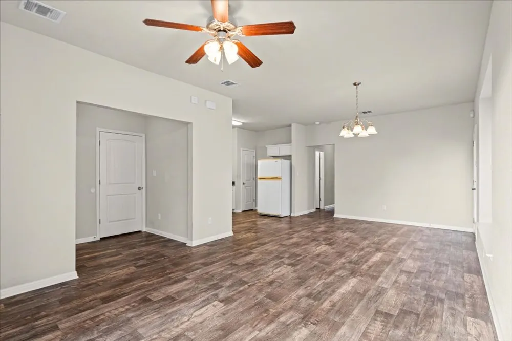142 Preston Trail San Marcos, TX 78666