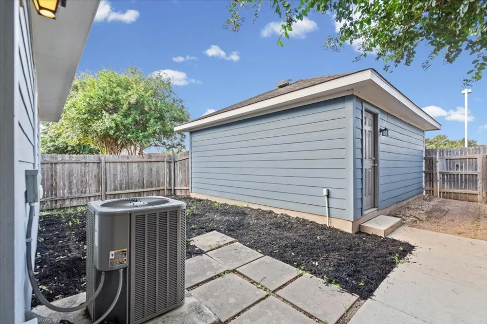 142 Preston Trail San Marcos, TX 78666