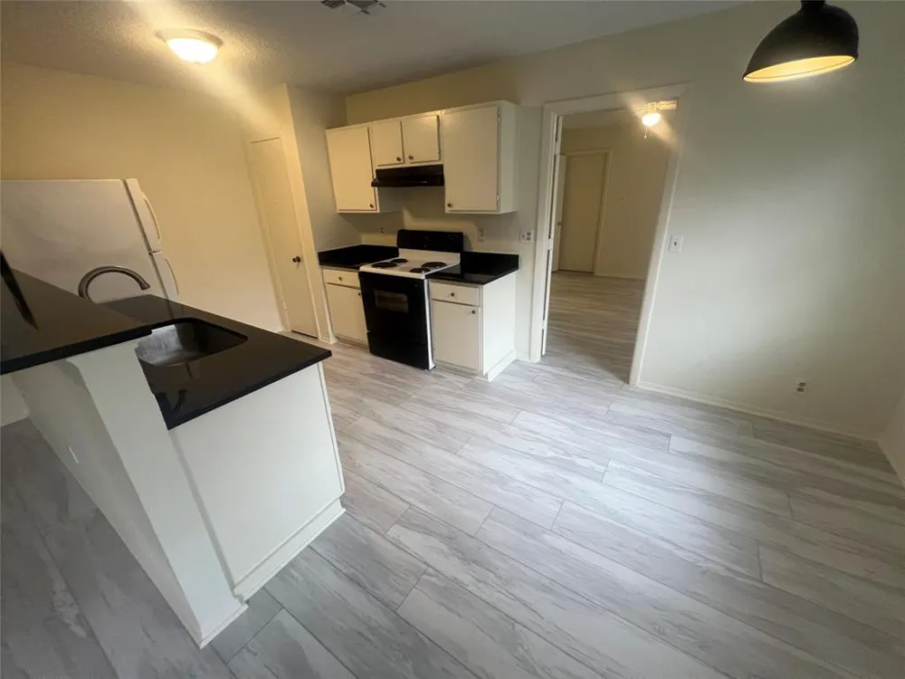 807 Lloyd Lane #A Elgin, TX 78621